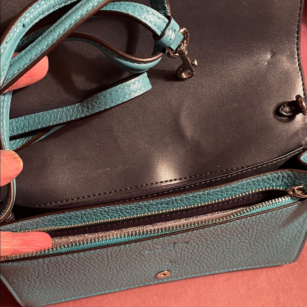 Coach turquoise Leather wallet crossbody Bag NWT estate sale - Picture 3 of 5
